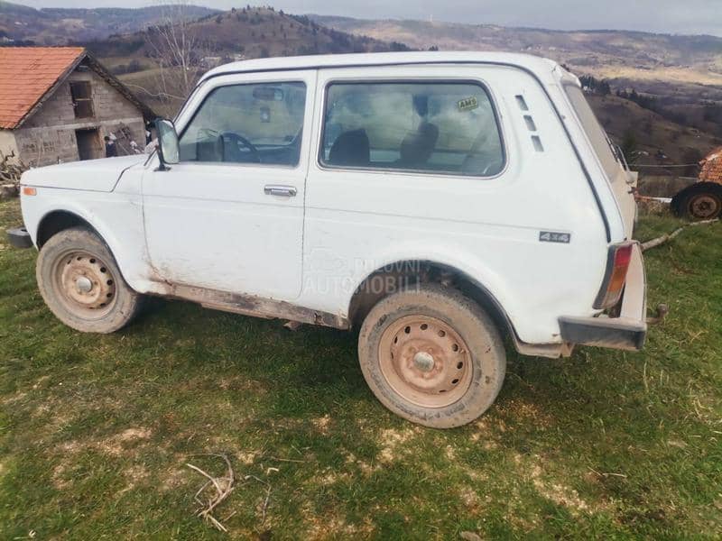 Lada Niva 