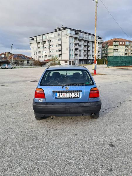 Volkswagen Golf 3 1.6