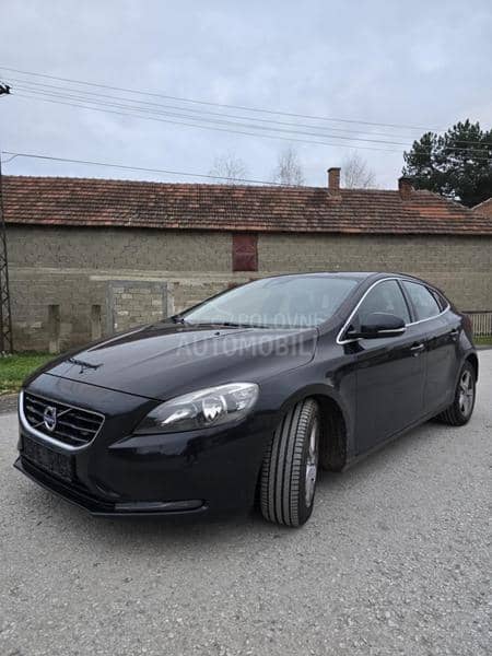 Volvo V40 1.6 d2