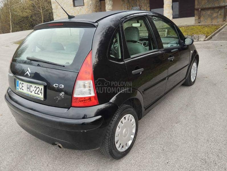 Citroen C3 2006. god. -  kompletan auto u delovima