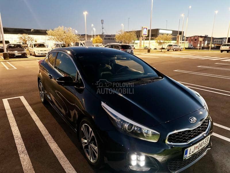 Kia cee`d 1.6