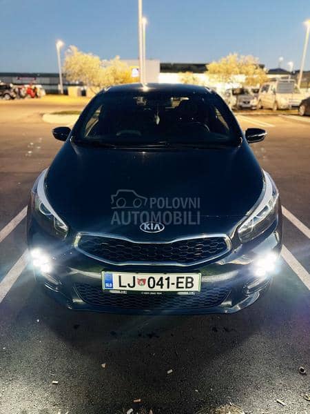 Kia cee`d 1.6