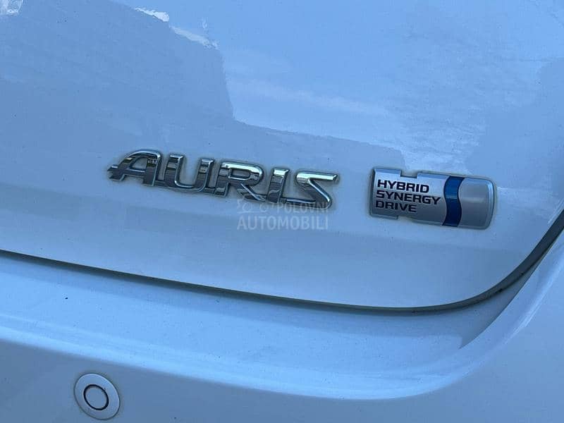 Toyota Auris 1.8 Hybrid