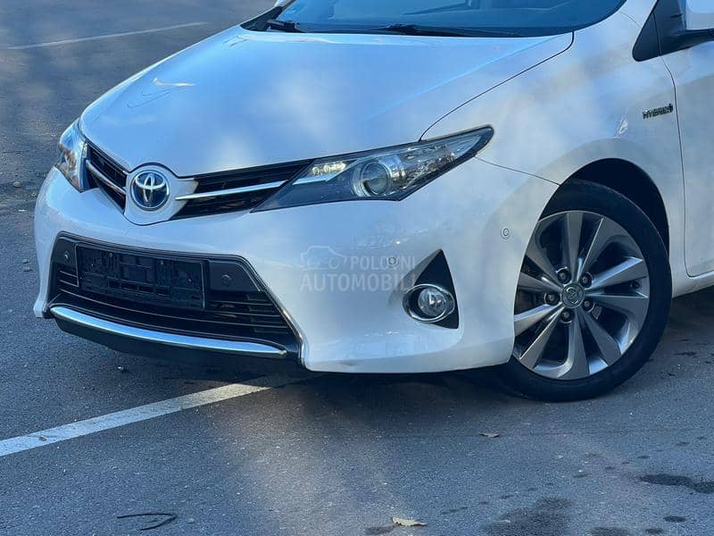 Toyota Auris 1.8 Hybrid