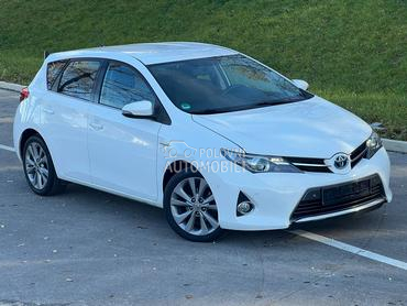 Toyota Auris 1.8 Hybrid