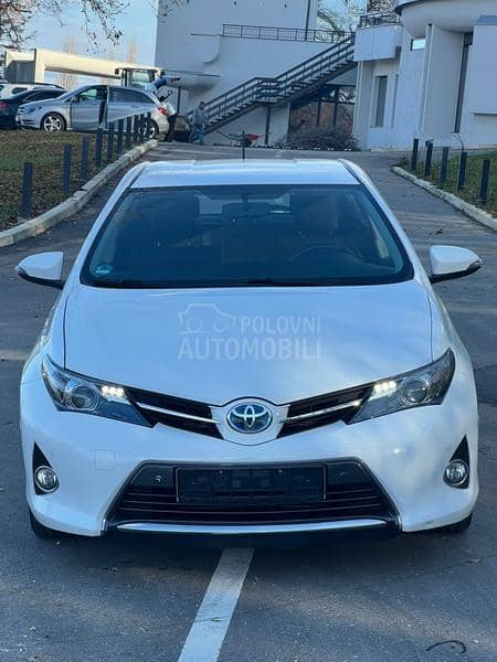 Toyota Auris 1.8 Hybrid