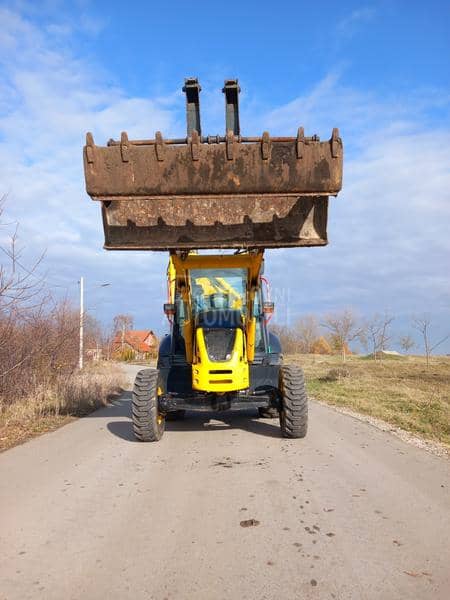 Komatsu WB93 R5 E0