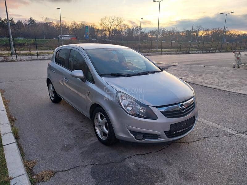 Opel Corsa D 1.2b