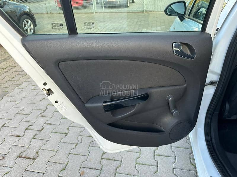 Opel Corsa D 