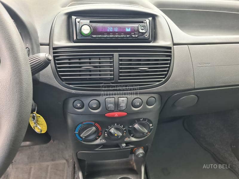 Fiat Punto 1.2 8v