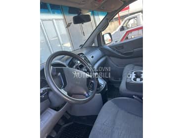 Hyundai H-1 2.5td