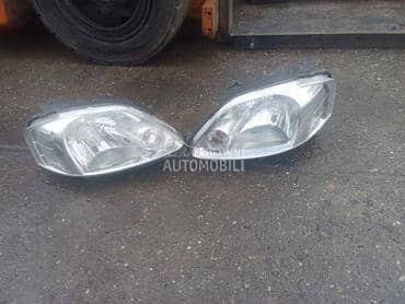 Farovi za Volkswagen Fox za 2010. god.