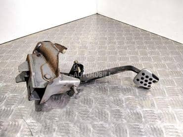 Pedala kvačila za Nissan X-Trail od 2001. do 2013. god.