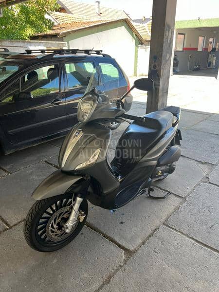 Piaggio Beverly 300