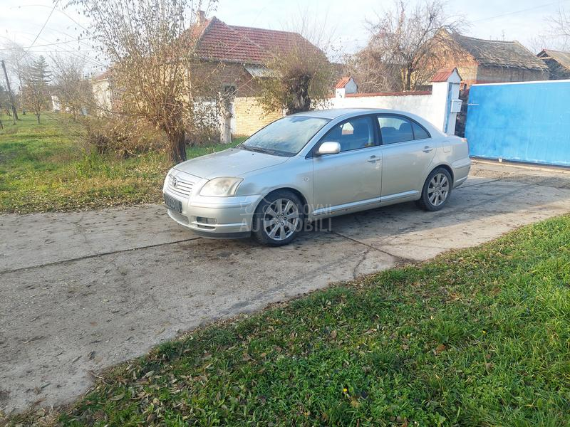 Toyota Avensis 