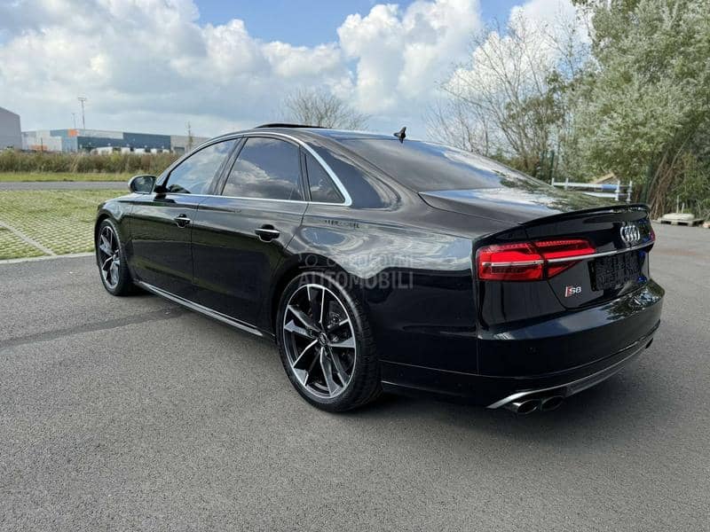 Audi S8 audi s8 plus