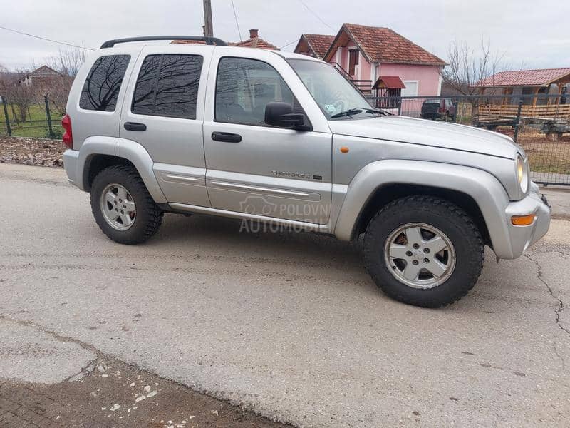 Jeep Liberty 2.5