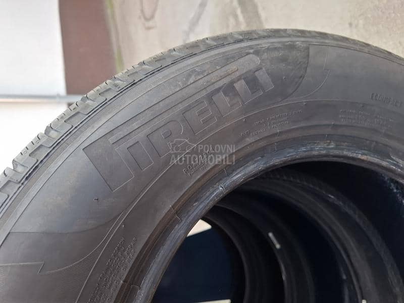 Pirelli 215/70 R16 Zimska