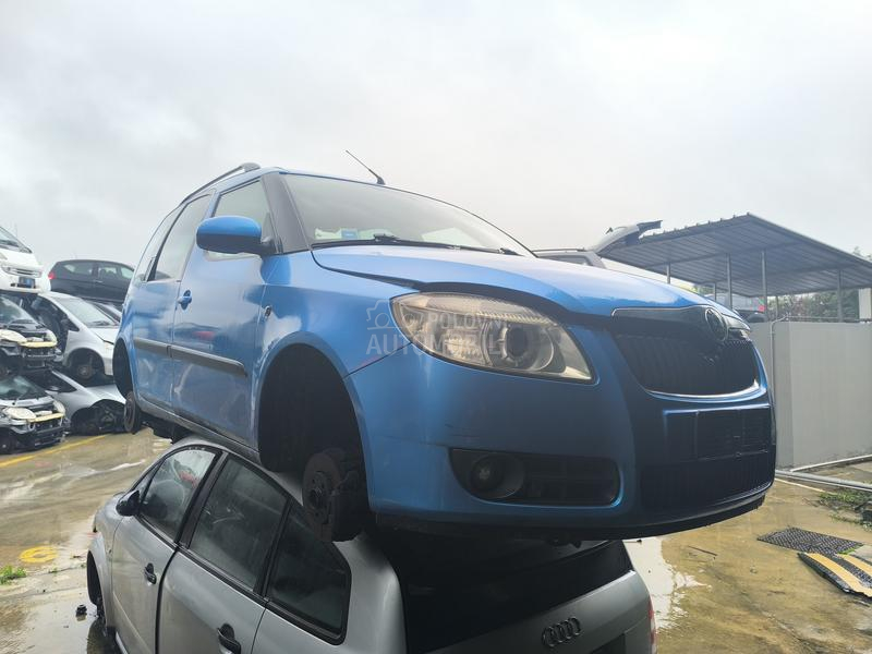 Škoda Roomster 2008. god. -  kompletan auto u delovima