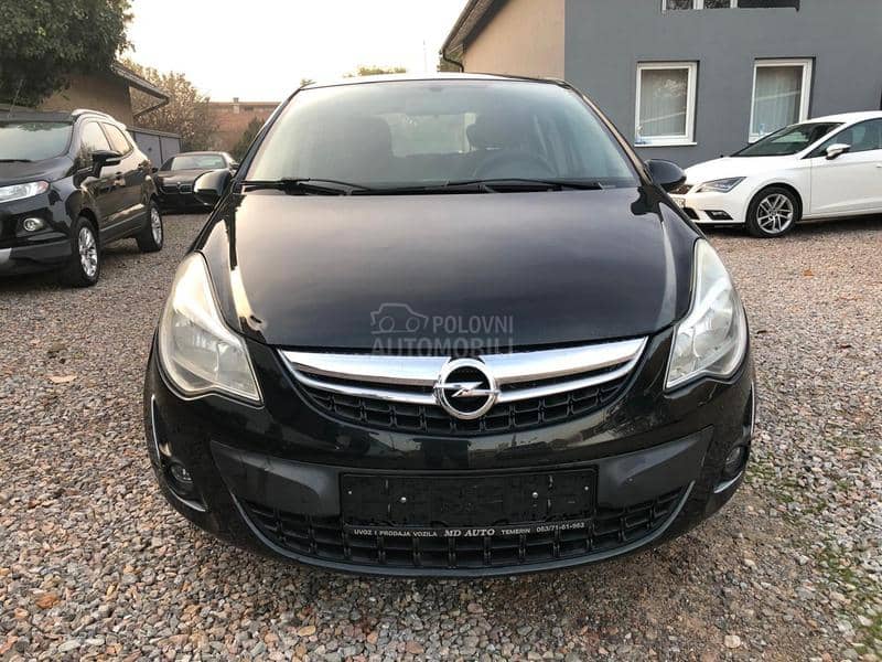 Opel Corsa D 1.2 ben/ga.s