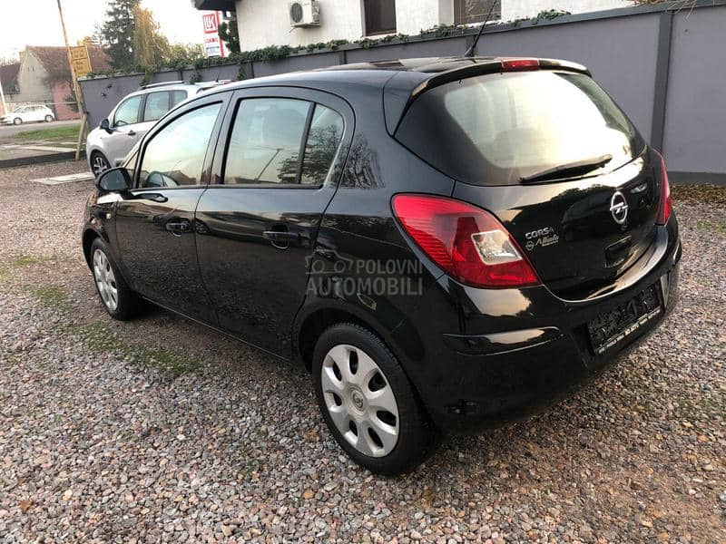 Opel Corsa D 1.2 ben/ga.s