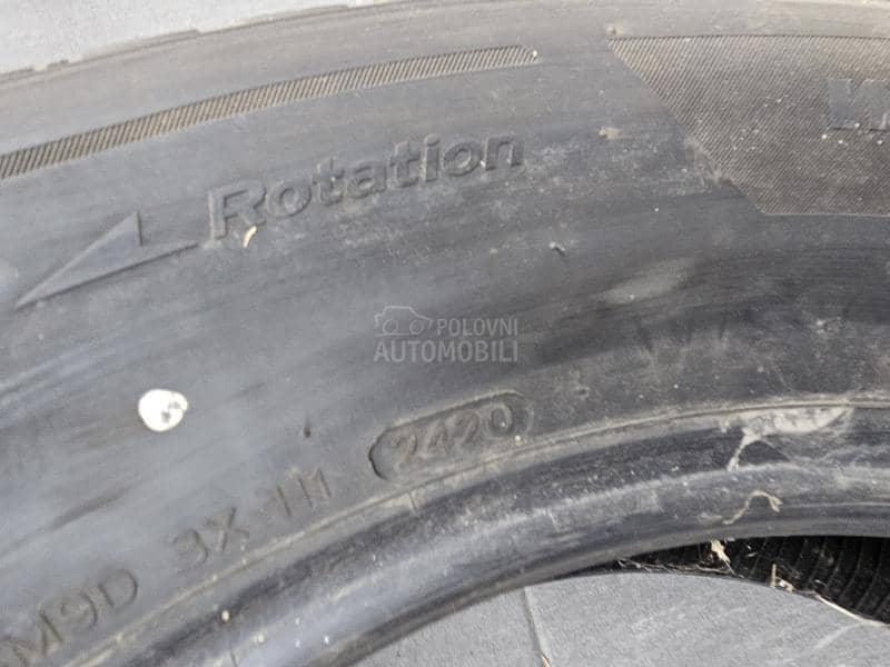 Hankook 235/65 R19 Zimska