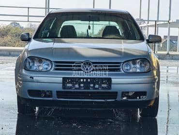 Volkswagen Golf 4 -  kompletan auto u delovima