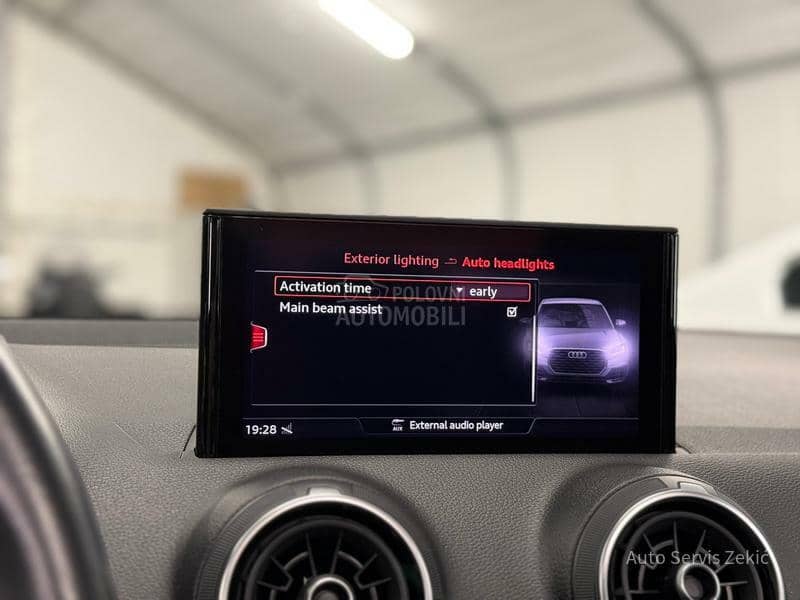 Audi Q2 1.6TDI Pano/Hud