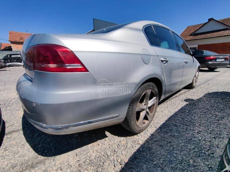 Volkswagen Passat B7 -  kompletan auto u delovima