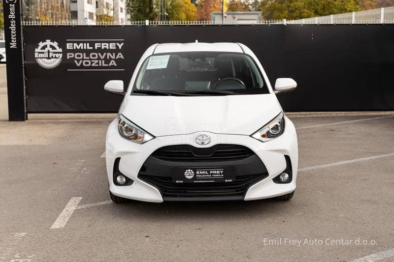 Toyota Yaris 1.5 VVT-iE Stella