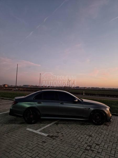 Mercedes Benz E 200 e43-BRABUS Look