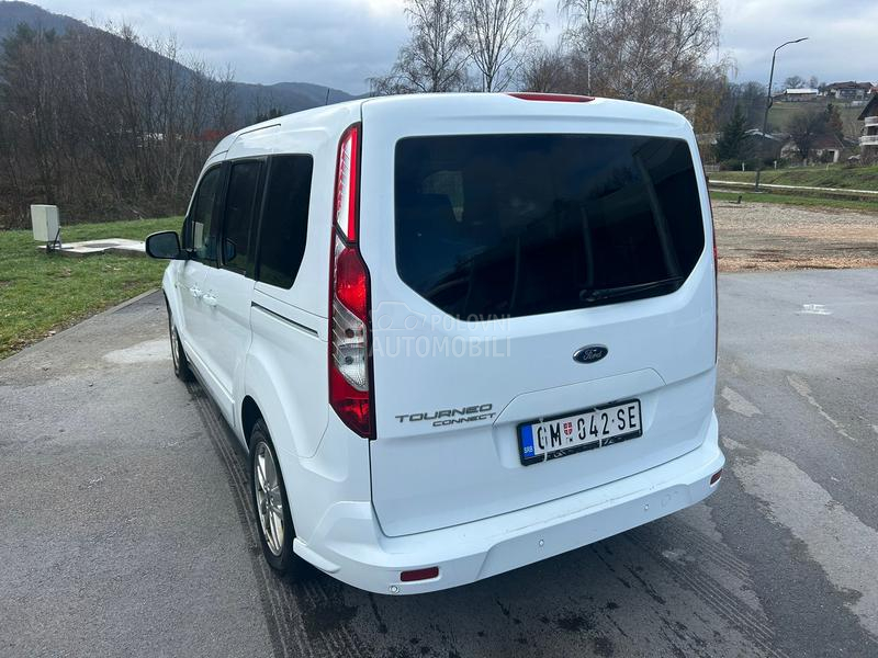 Ford Tourneo Connect 