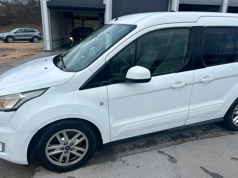 Ford Tourneo Connect 