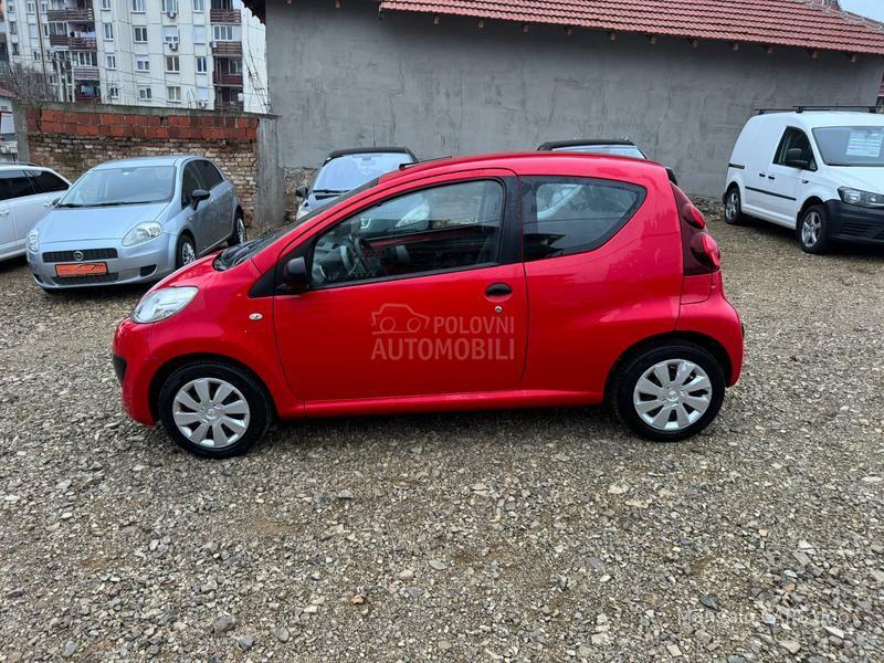 Peugeot 107 8.0.0.0.0.k.m