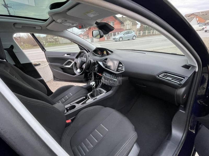 Peugeot 308 1.6 BLUEHDI