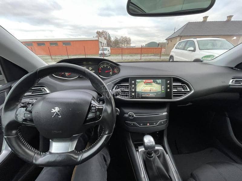 Peugeot 308 1.6 BLUEHDI