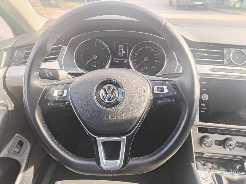 Volkswagen Passat B8 Comfortline 2.0 TDI