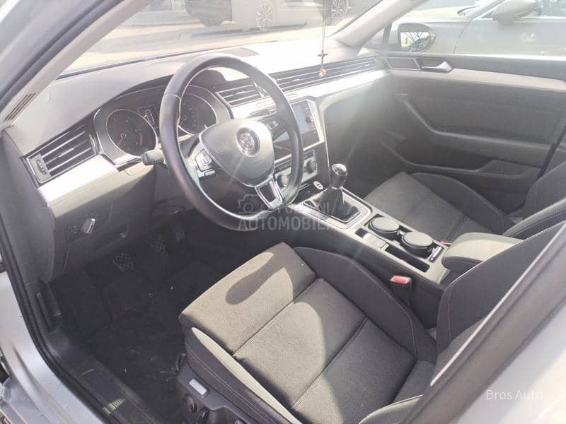 Volkswagen Passat B8 Comfortline 2.0 TDI