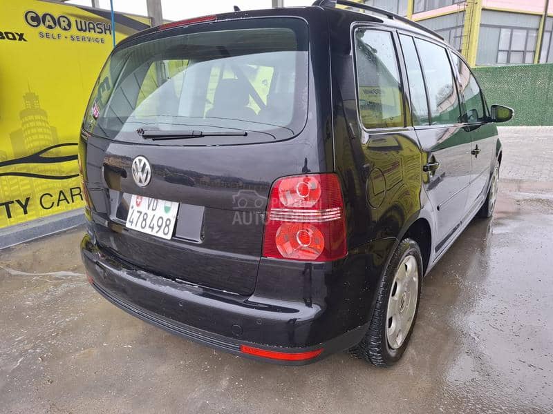 Volkswagen Touran 2.0 DSG ŠVAJCARAC