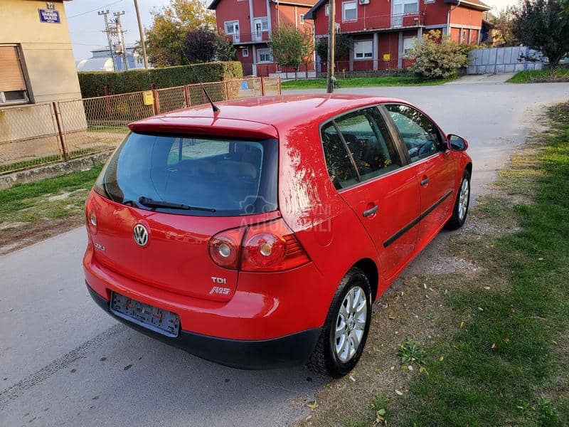 Volkswagen Golf 5 1.9 TDI