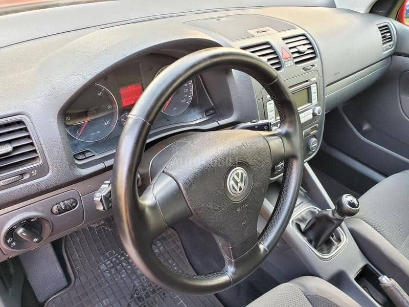 Volkswagen Golf 5 1.9 TDI