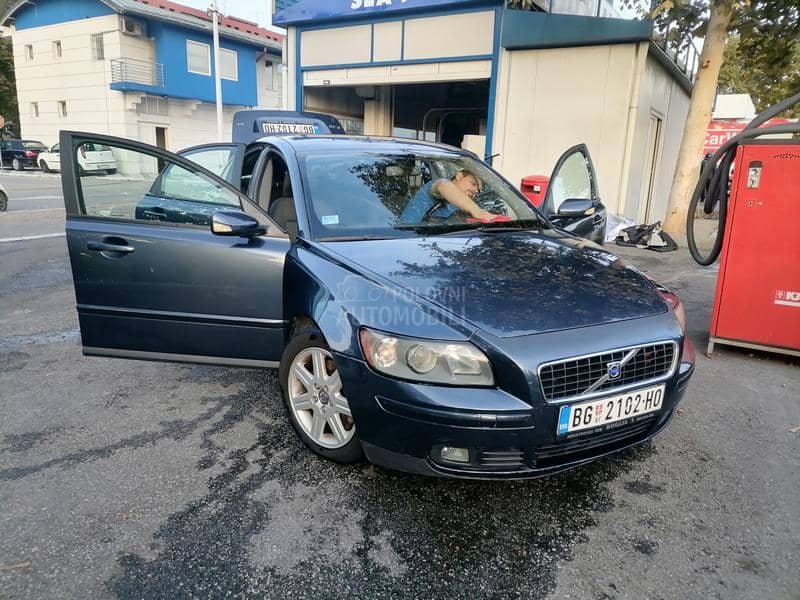 Volvo S40 2.4