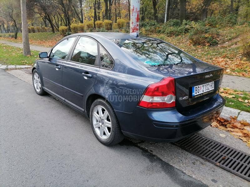 Volvo S40 2.4