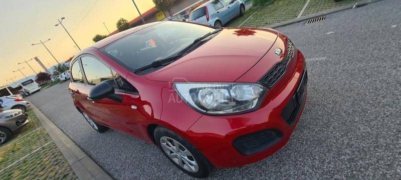 Kia Rio 