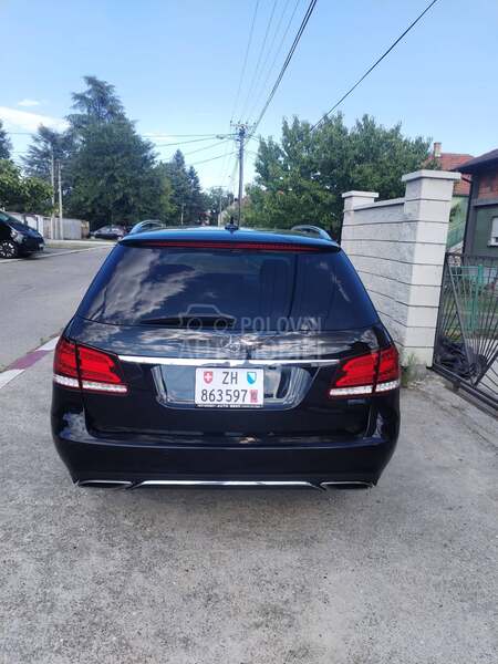 Mercedes Benz E 200 