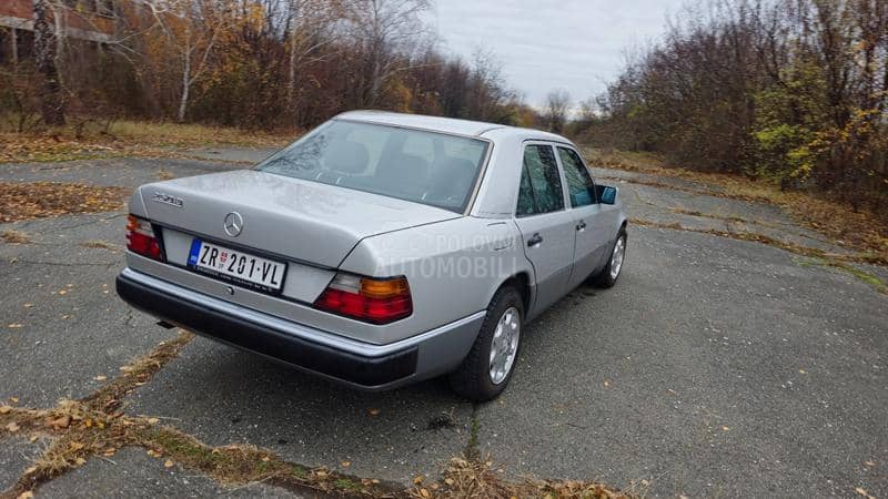 Mercedes Benz W124 250 D