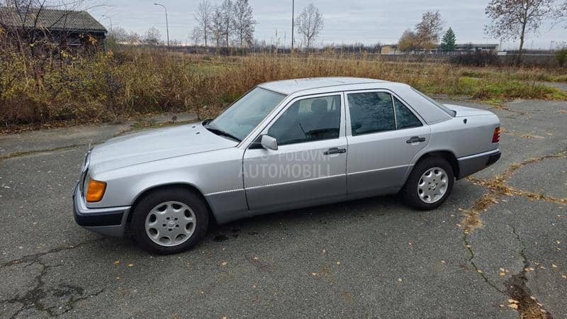 Mercedes Benz W124 250 D