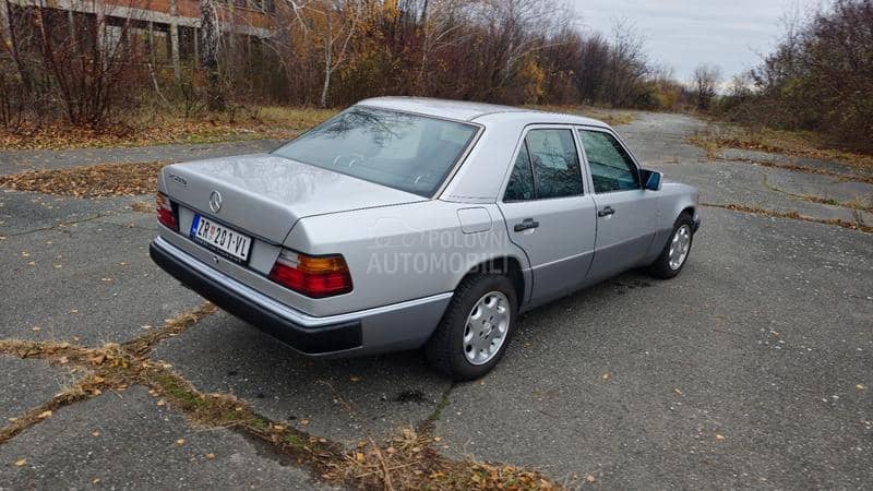 Mercedes Benz W124 250 D