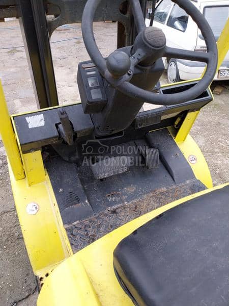 Hyster Lift truck