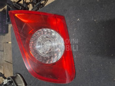 Stop svetlo desno za Volkswagen Passat B6 od 2005. do 2010. god.